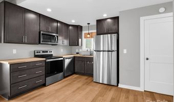9 W Citra St, Arden, NC 28704