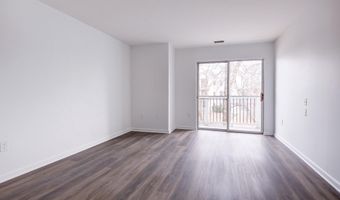 20600 CORNSTALK Ter 202, Ashburn, VA 20147