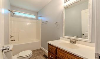 150 HOLLIS Way, Adamsville, TN 38310