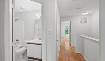 20722 APOLLO Ter, Ashburn, VA 20147