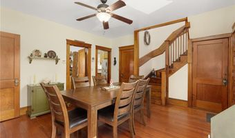 19 Bouvier Ave, Lincoln, RI 02838