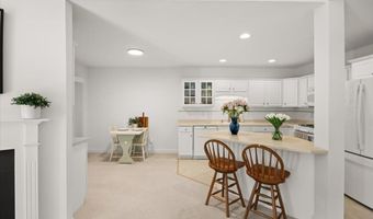 9 Blue Meadow Ct 9, Bourne, MA 02532