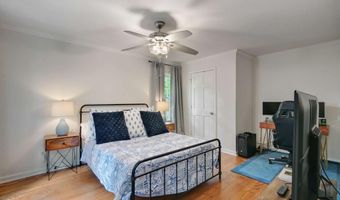 813 Lakeshore Dr, Berkeley Lake, GA 30096