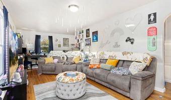 2119 E 11TH St, Cheyenne, WY 82001