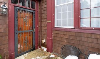 167 Coggeshall Ave A, Newport, RI 02840