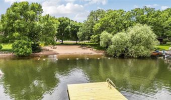940 Hamlet Dr N, Avon, MN 56310