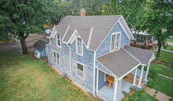 301 And 305 NW 6th St, Abilene, KS 67410