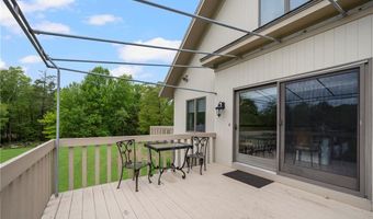 633 Chestnut Hill Rd, Glocester, RI 02814