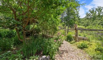 24 Merriwood Trl, Arden, NC 28704