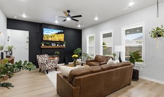 5905 Chiefs Ave, Bentonville, AR 72713