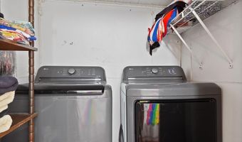 121 W Beecher, Adrian, MI 49221