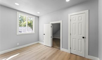 379 Buena Loma, Altadena, CA 91001