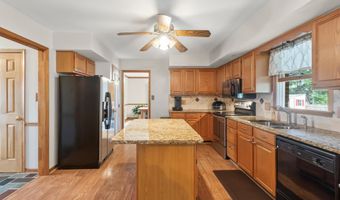8 WORTHAM Ct, Bear, DE 19701