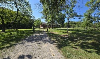 3036 Hwy P Hwy, Alton, MO 65606