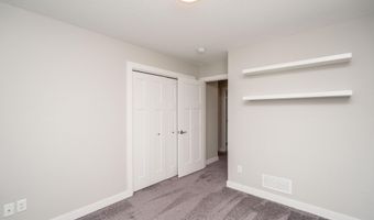 3522 NE Winding Trail Dr, Ankeny, IA 50021
