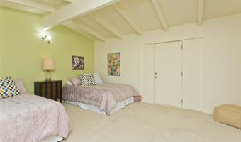 99-776 Aliipoe Dr, Aiea, HI 96701