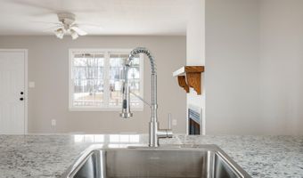 2365 Police Tower Rd, Appomattox, VA 24522