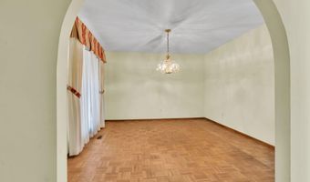 7910 Academy Trl NE, Albuquerque, NM 87109