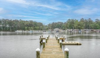 15 PINEWATER Dr, Harbeson, DE 19951