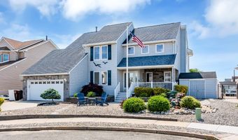 26 Jib Ct, Bayville, NJ 08721