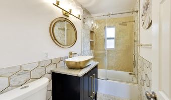 640 CHESAPEAKE St SE, Washington, DC 20032