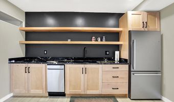 22 Point Ln, Arcadia, IN 46030