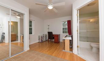 1524 N KENTUCKY St, Arlington, VA 22205