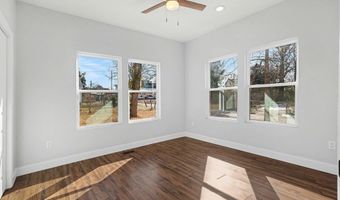 5 McGee St, Belton, SC 29627