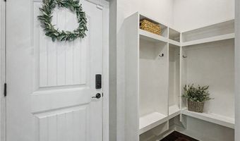 8424 Preston Trl, Bentonville, AR 72712