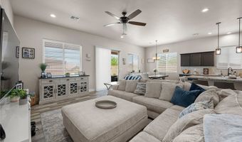 2921 Steamboat Dr, Bullhead City, AZ 86429