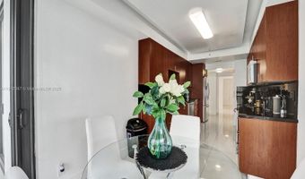 20281 E Country Club Dr 1114, Aventura, FL 33180