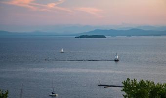 11 Lakeview Ter, Burlington, VT 05401
