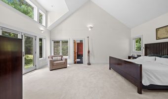 476 Baxter Neck Rd, Barnstable, MA 02630