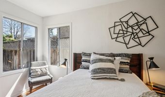 3241 Briggs Ave, Alameda, CA 94501