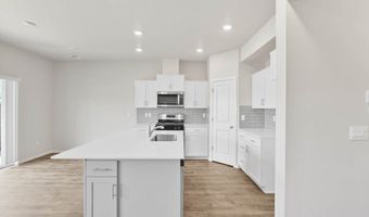 20596 Button Brush Ave, Bend, OR 97702