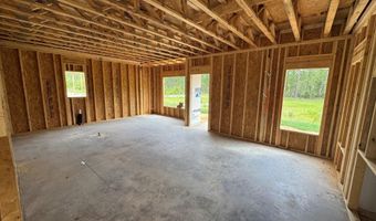 198 Holden Ln, Aberdeen, NC 28315