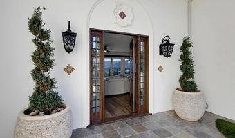 2450 Vista Lago Ter, Escondido, CA 92029