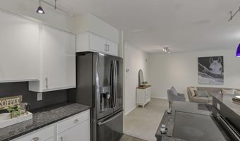 1631 Roxbury Rd B6, Columbus, OH 43212