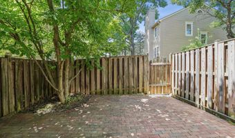 71 FENDALL Ave, Alexandria, VA 22304