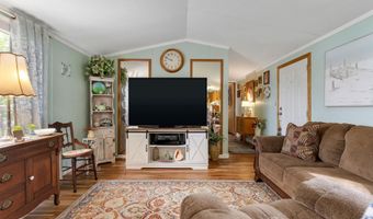 279 Hunter N Rd, Alburgh, VT 05440