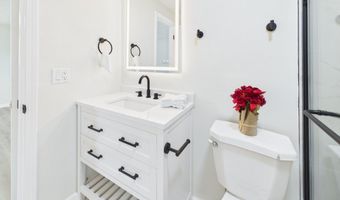 906 Whitmore St, Anderson, IN 46012