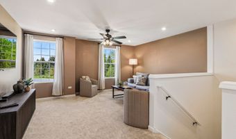 8 Liam Ct, Algonquin, IL 60102