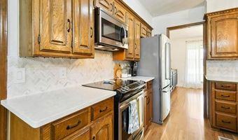 2208 Hickory Dr, Ardmore, OK 73401