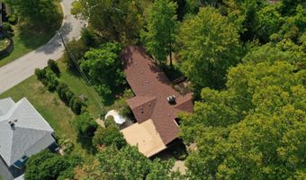 714 Edgewood Dr, Batesville, IN 47006