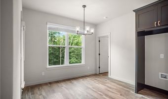 28 Berkshire Dr, Bella Vista, AR 72714
