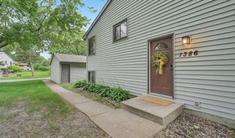 1386 Arden View Dr, Arden Hills, MN 55112