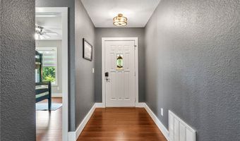13 Greenridge Ln, Bentonville, AR 72712