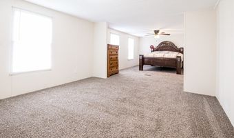 215 Twin Creeks Ln, Ashford, AL 36312