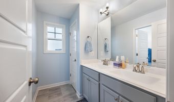 1801 Deerberry Ct, Aberdeen, NC 28315