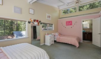 1293 Starveout Creek Rd, Azalea, OR 97410